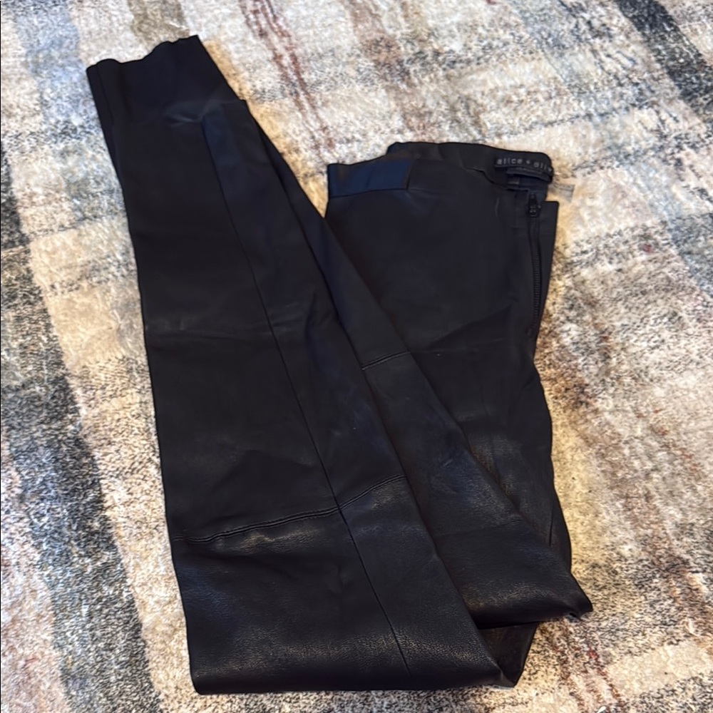 Alice + Olivia Black Straight Leg Pants